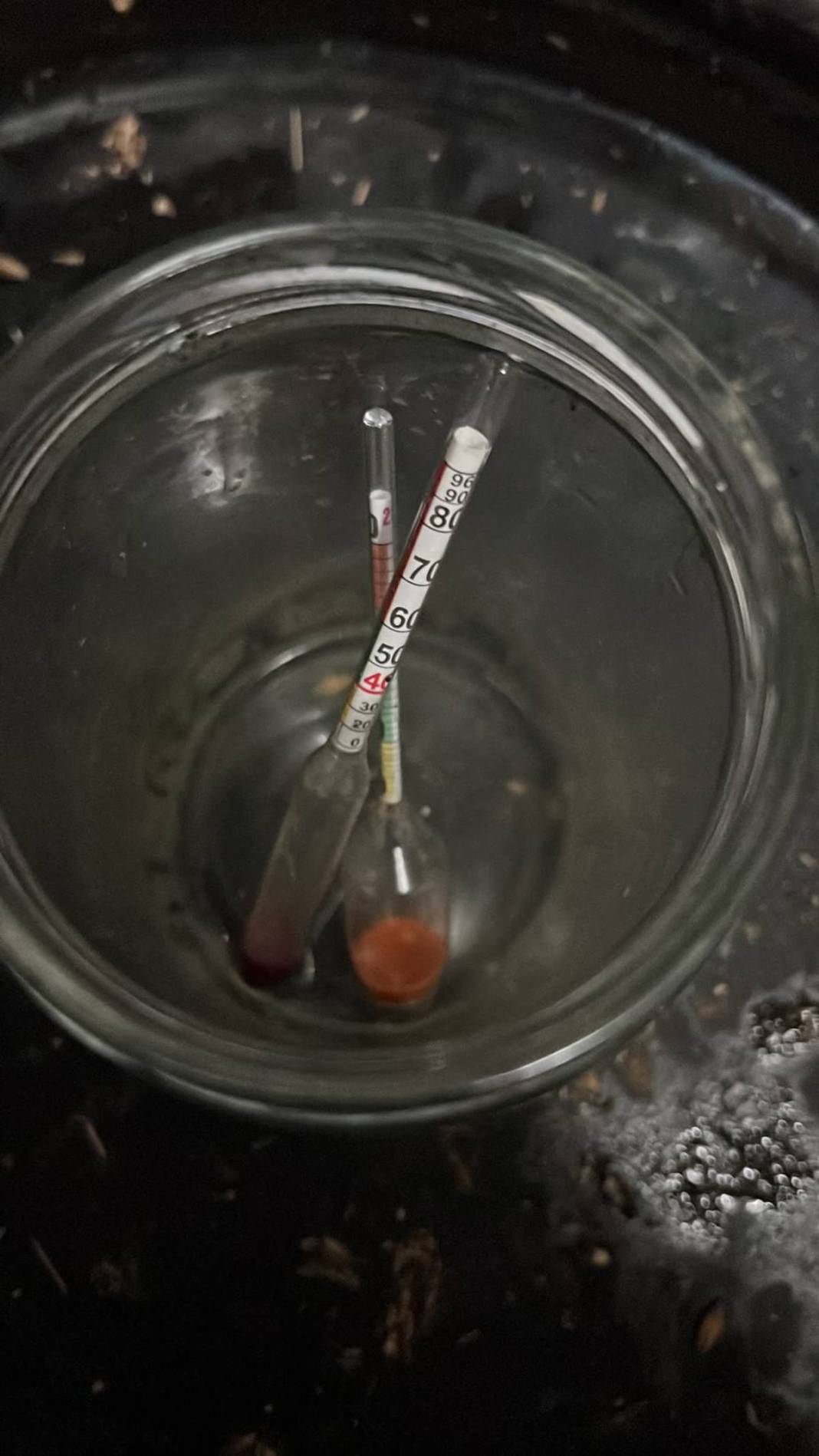 İhbara giden polis şoke oldu: Onlarca varile sığdırmışlar! İlginç manzaraya soruşturma başlatıldı 4